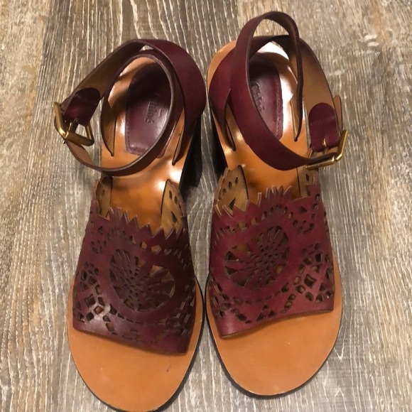 Chloe Bordeaux Kelby Laser Cut Block Heel Sandals - Picture 4 of 12